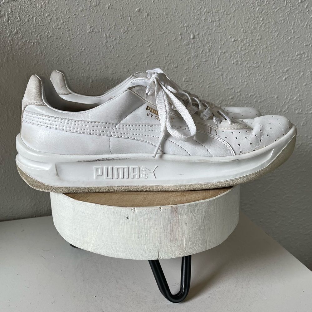 Puma GV Special Women’s White Leather Athletic Shoes Size 11 EUC